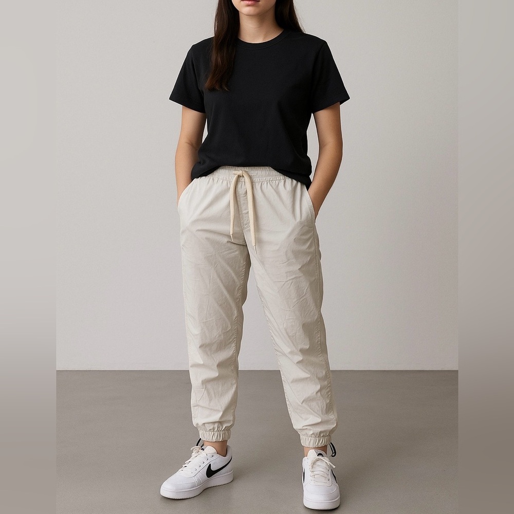 Khaki cargo capri pants